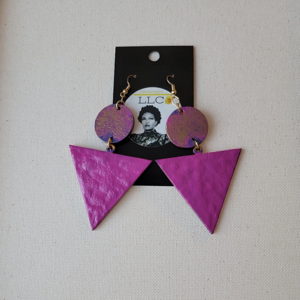 Handmade earring designs.